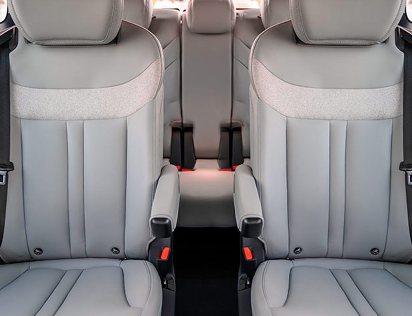 G50 Plus — Captain Seats