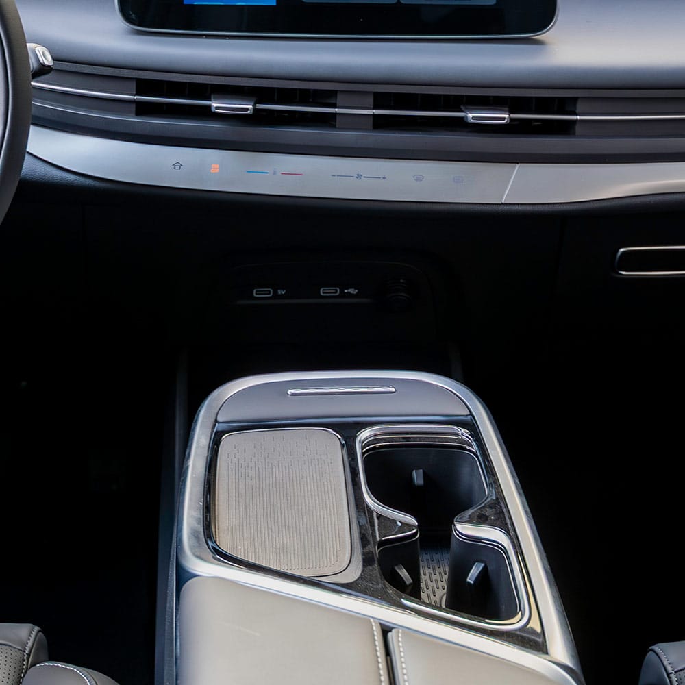 G50 Plus — Front 3/4 View